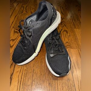 Under Armour Black Athletic Running Shoes Size 9